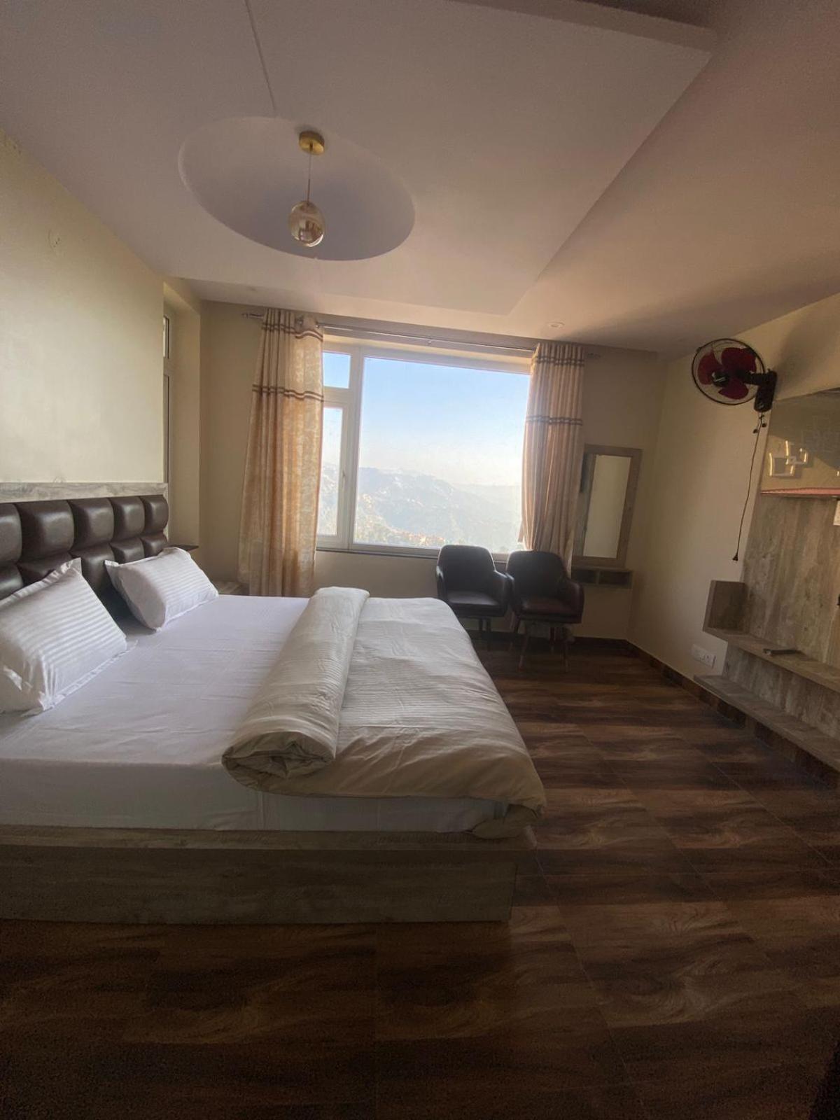 Hotel Harmony Heights Šimla Exteriér fotografie