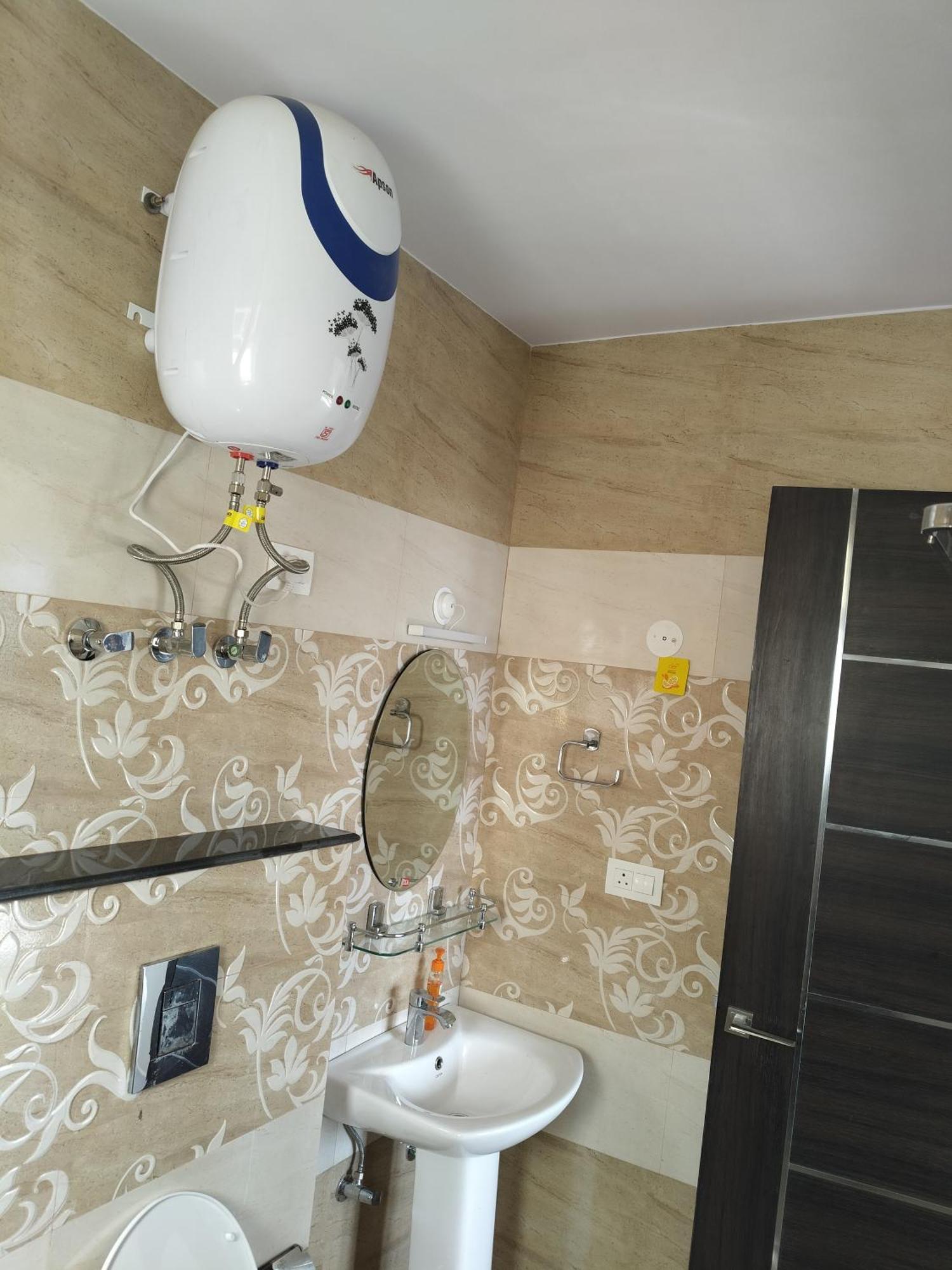Hotel Harmony Heights Šimla Exteriér fotografie